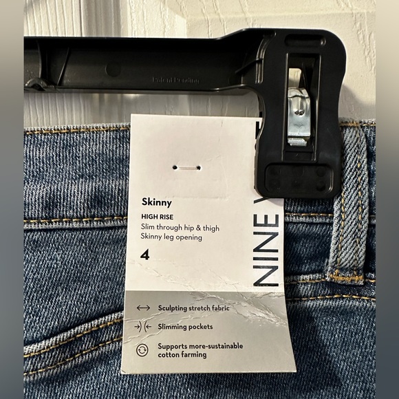 NWT Nine West skinny jeans - Picture 3 of 4